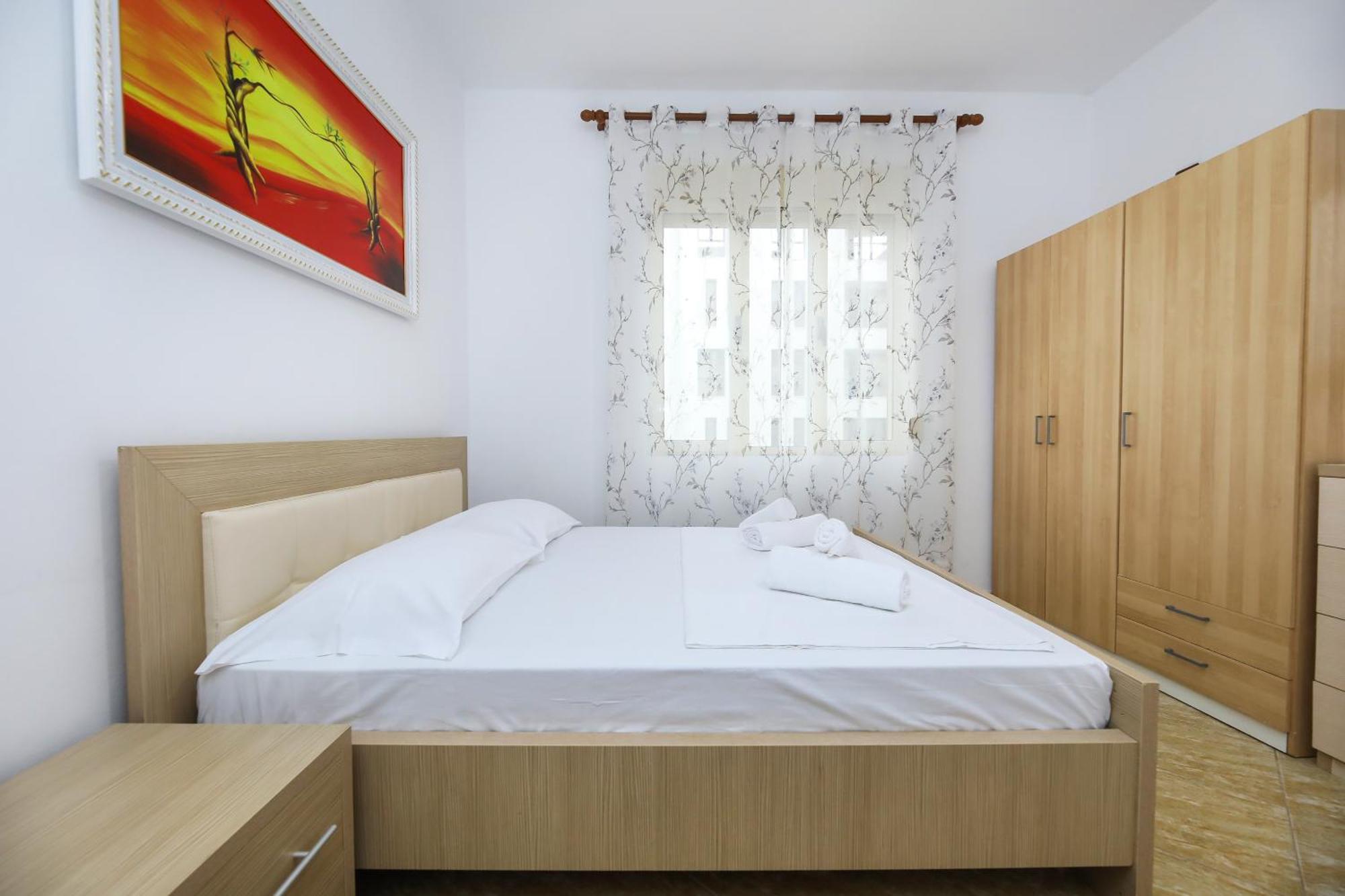 Jimi Apartments Vlorë Екстериор снимка