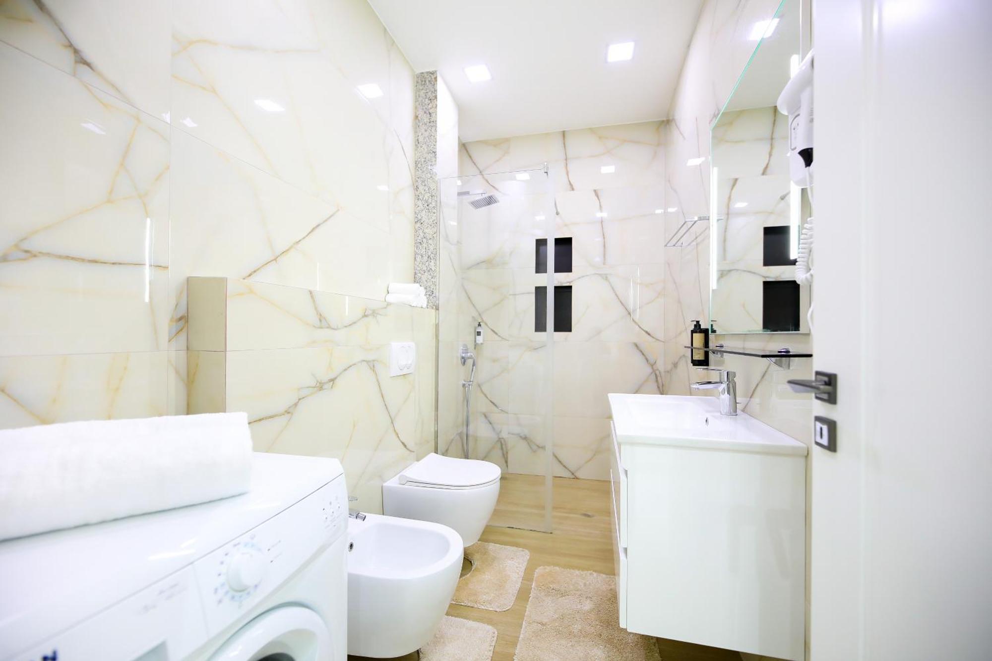 Jimi Apartments Vlorë Екстериор снимка