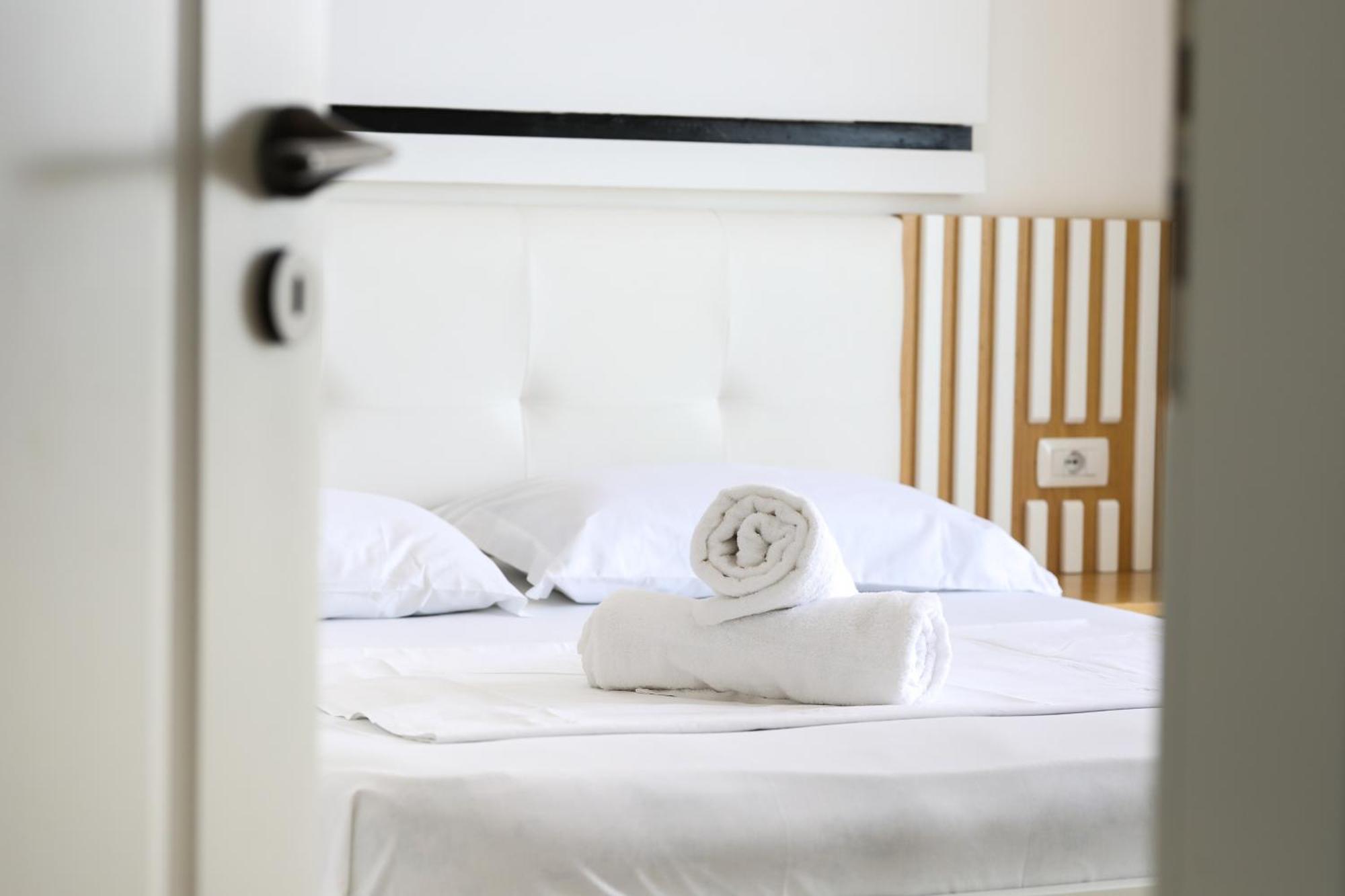 Jimi Apartments Vlorë Екстериор снимка