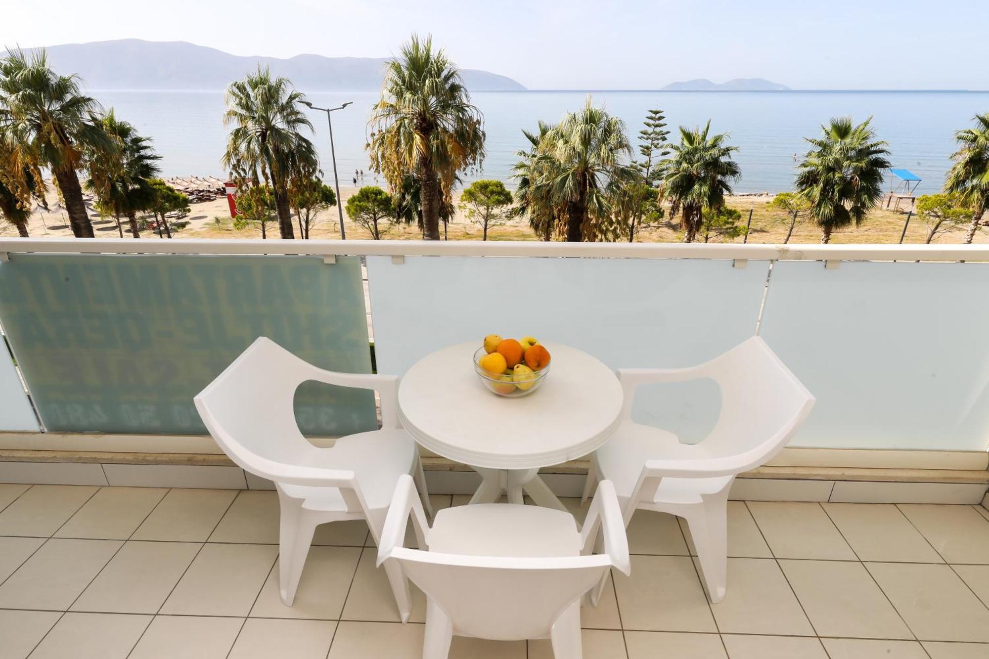 Jimi Apartments Vlorë Екстериор снимка