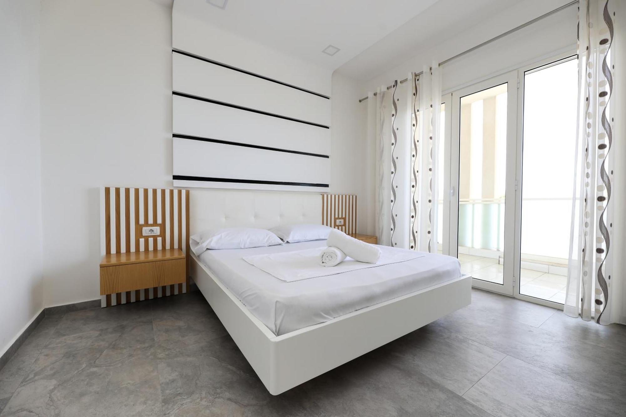 Jimi Apartments Vlorë Екстериор снимка
